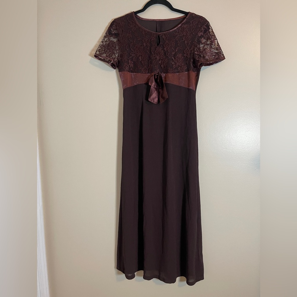 Womens Formal Dress Small/Medium Brown Lace Vintage Party Classic Flowy Midi